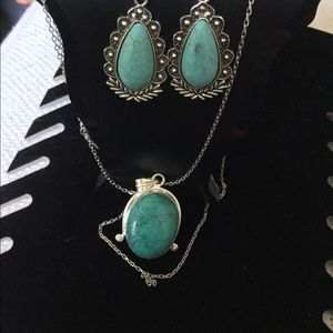 9.25 Sterling silver turquoise sent